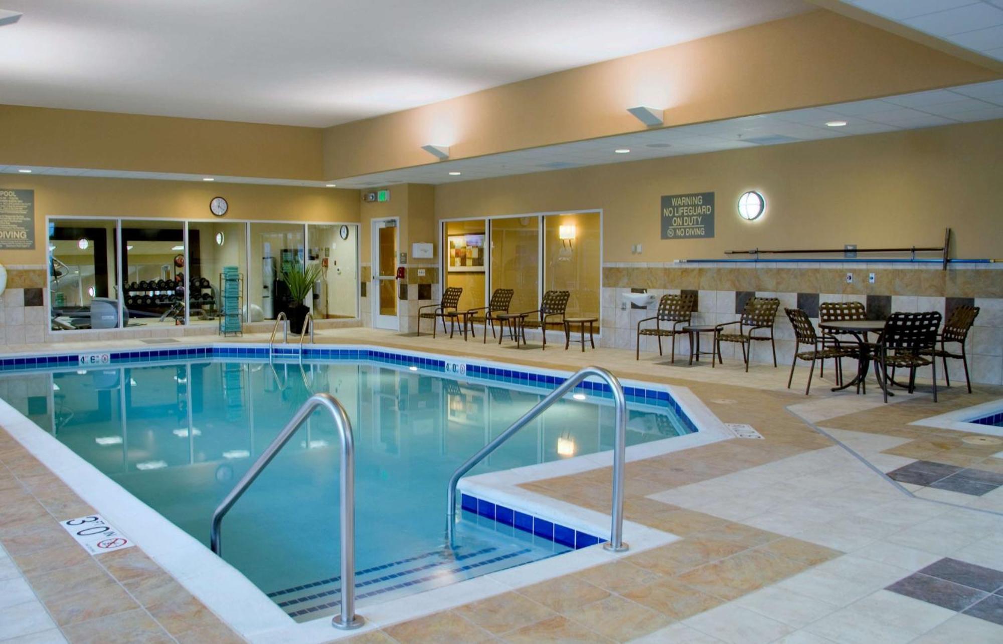 Homewood Suites By Hilton Madison West Экстерьер фото