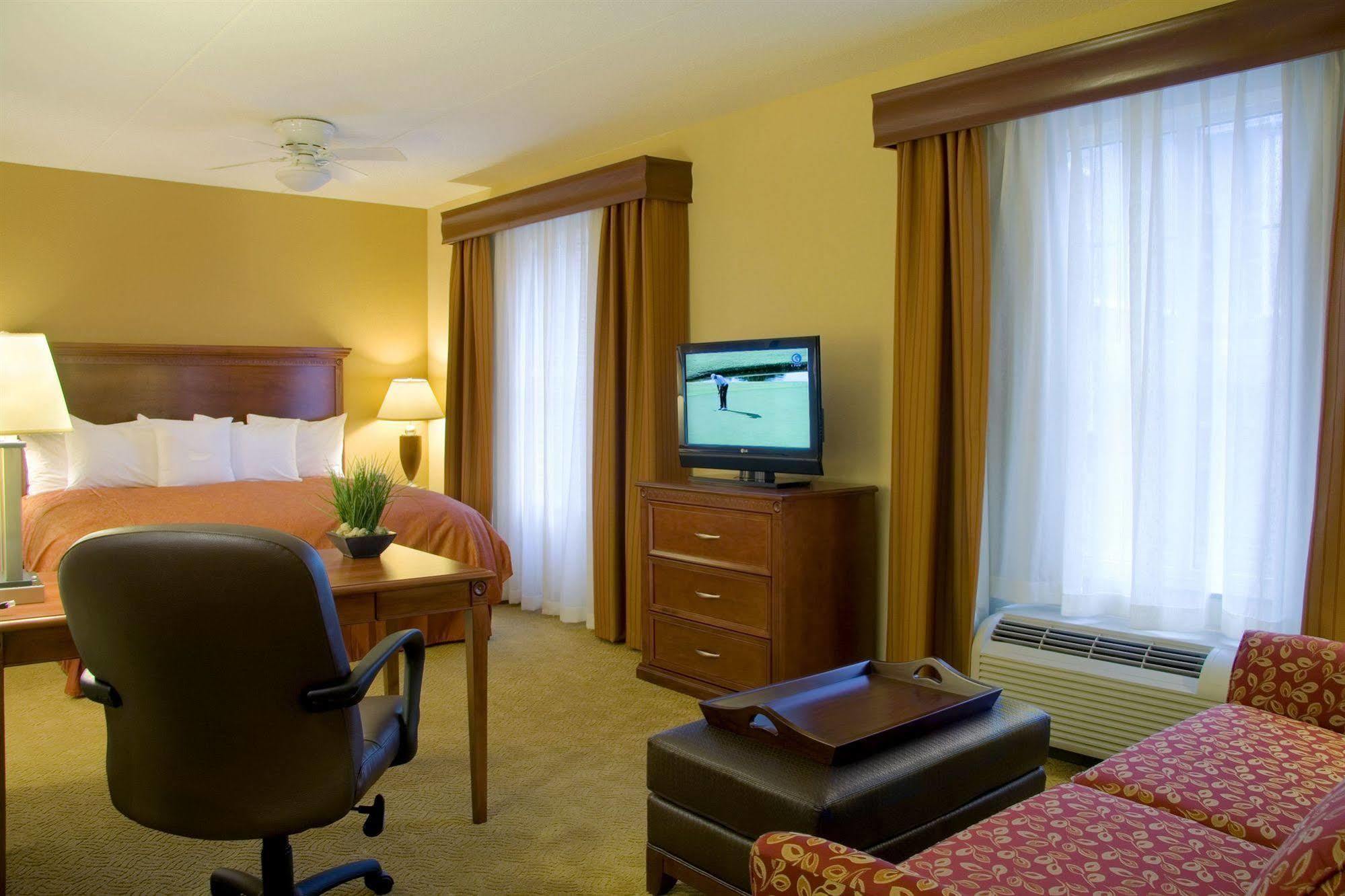 Homewood Suites By Hilton Madison West Номер фото