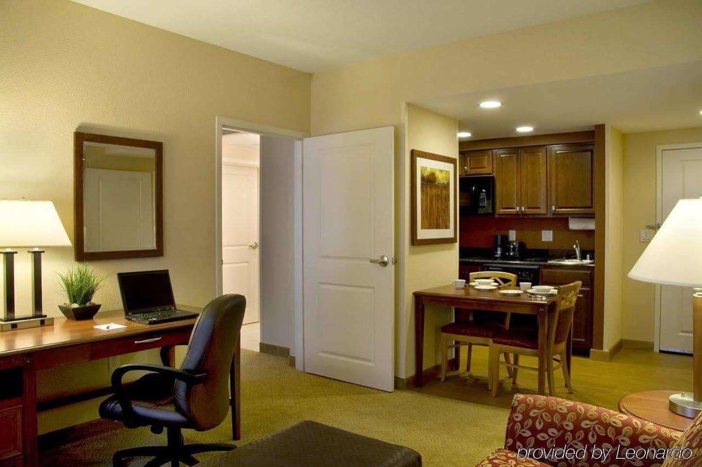 Homewood Suites By Hilton Madison West Экстерьер фото