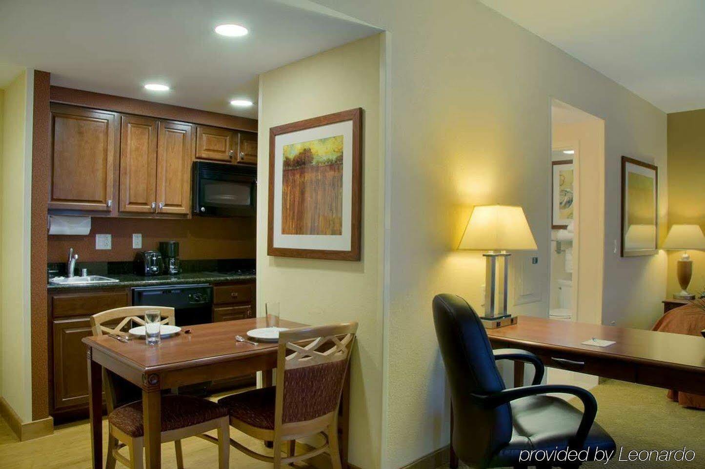 Homewood Suites By Hilton Madison West Экстерьер фото
